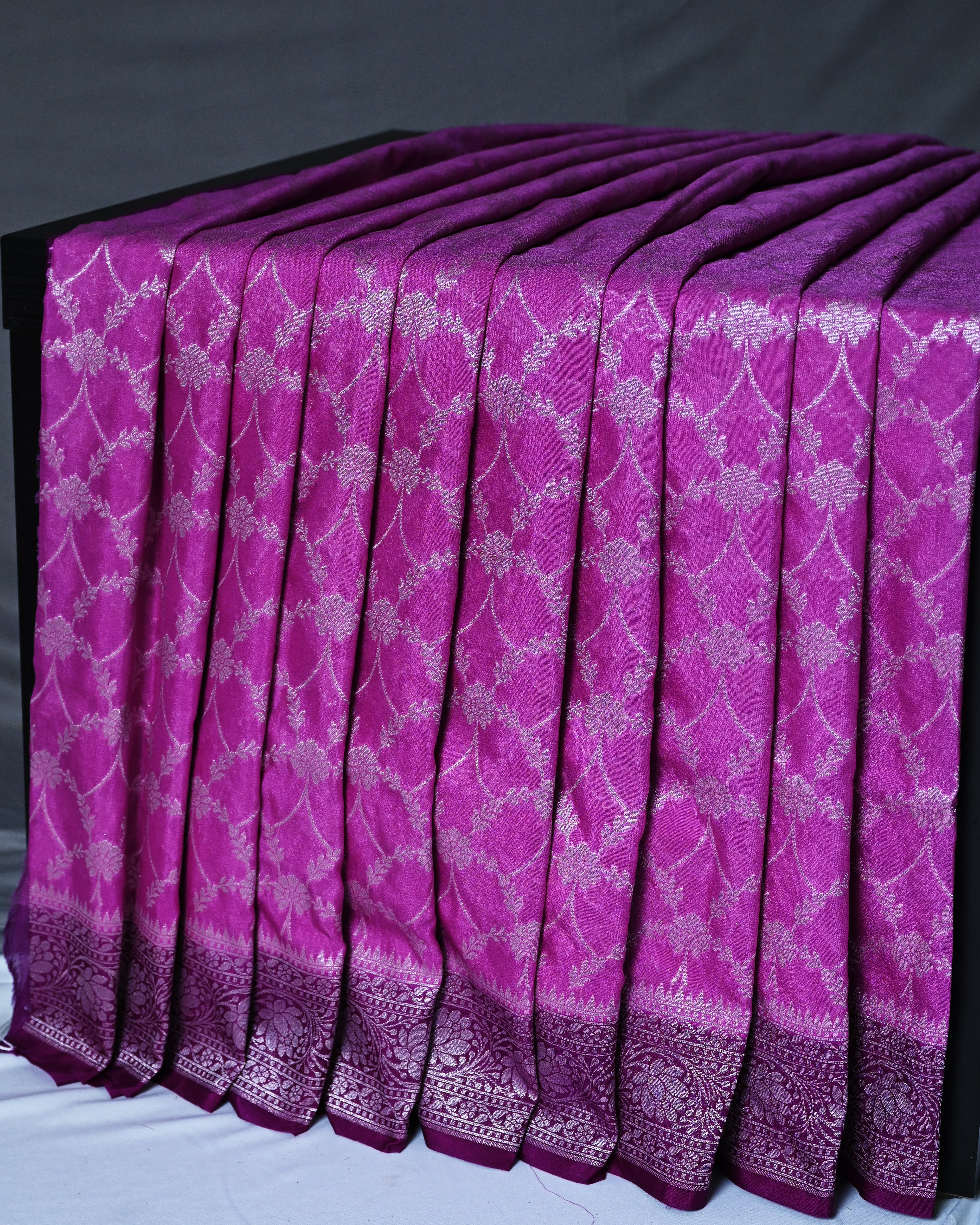 Kora Georgette Light Magenta Pink Buta Saree