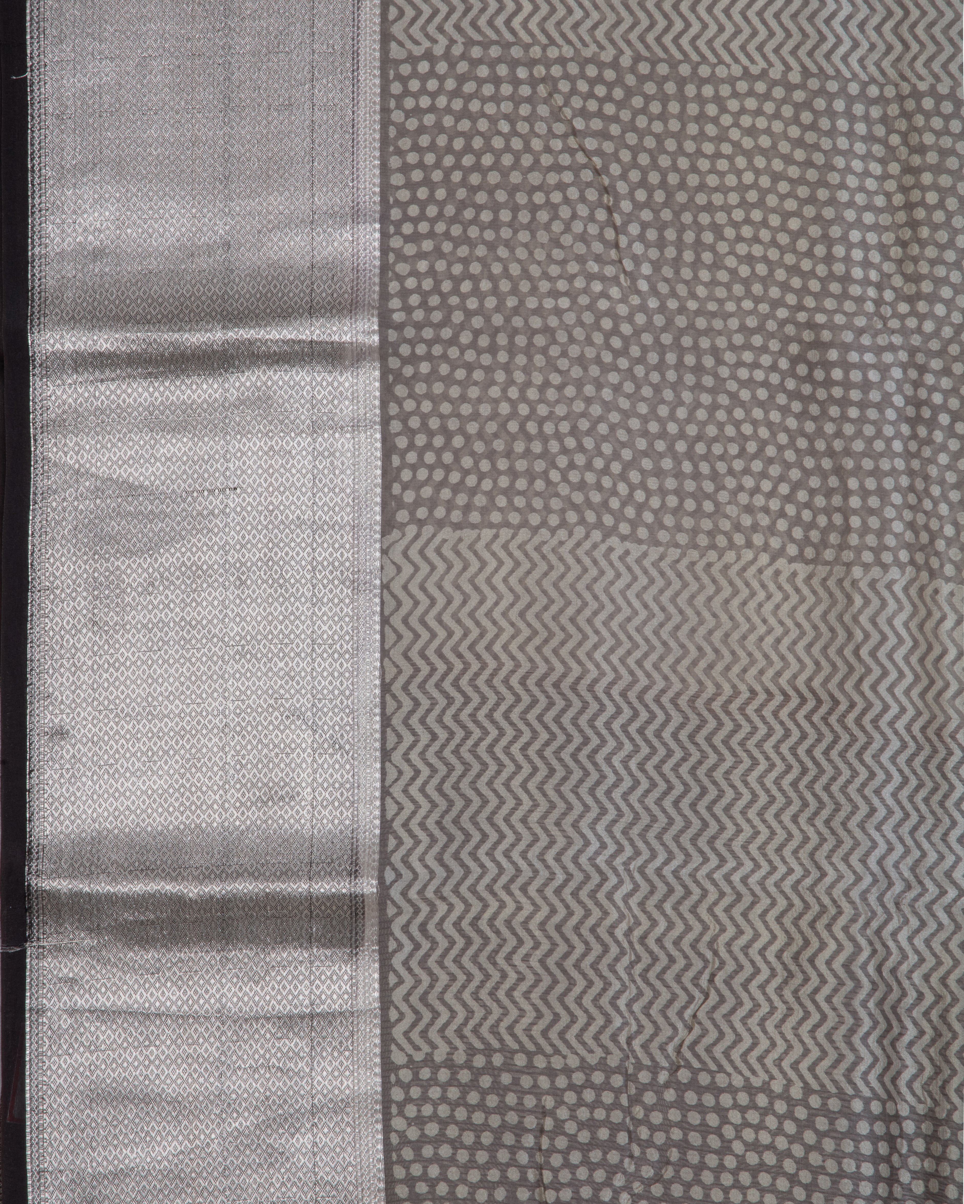 OrganzaLightMilitaryGeometricshapesaree-2