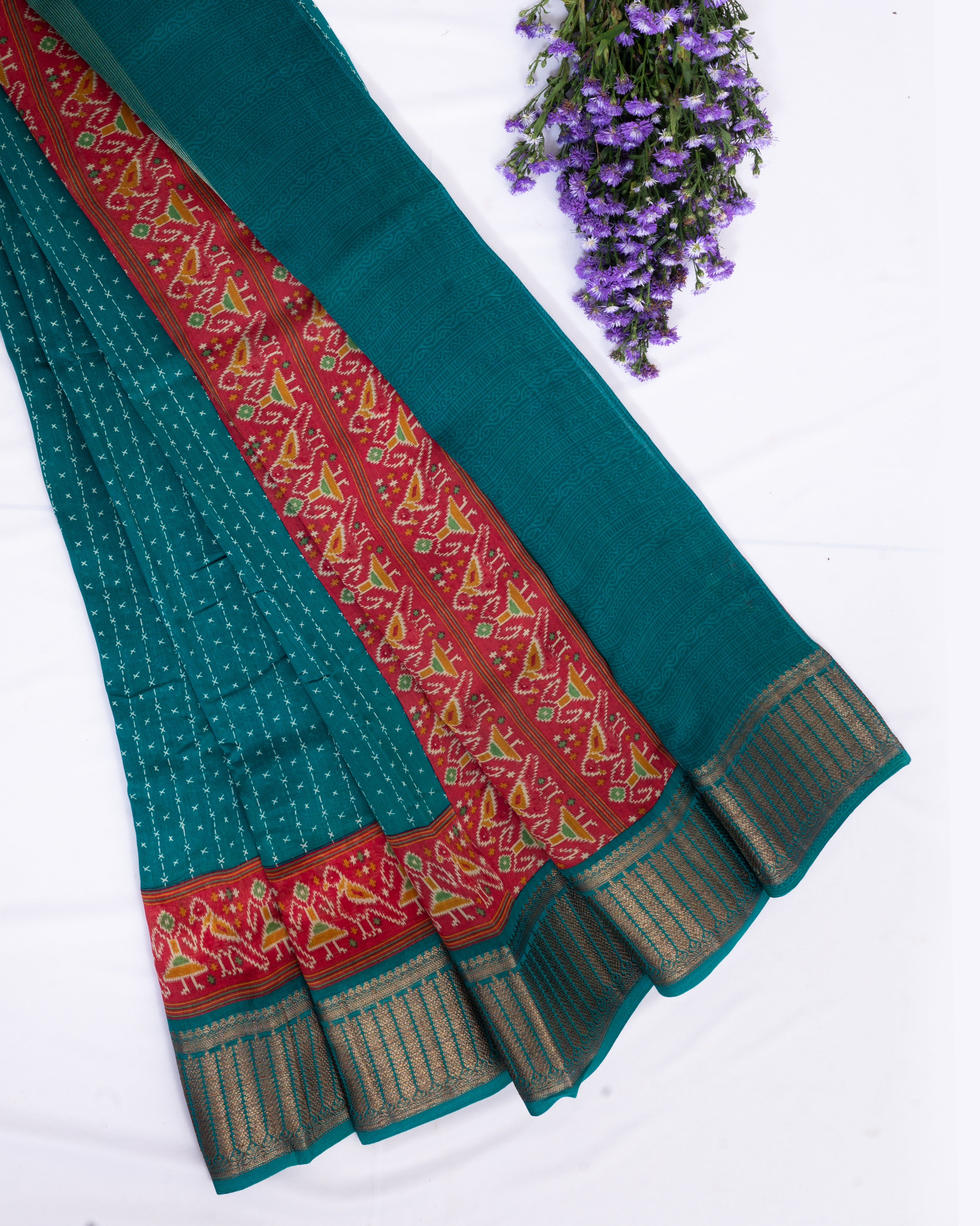 Sachipar-Print-Peacock-Green-Stripe-Saree