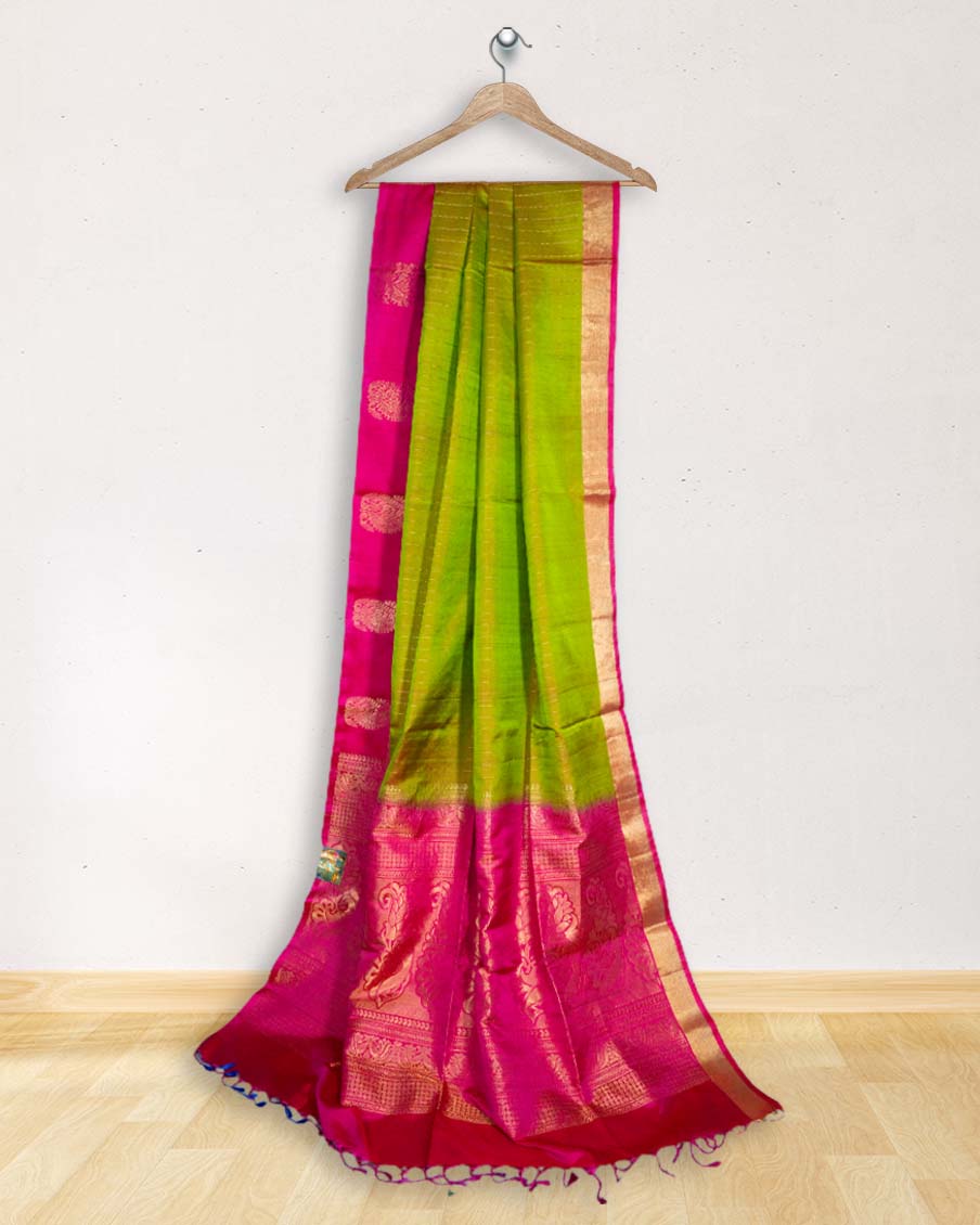 SoftSilkGreenStripeSaree_b52ff41e-21f5-4120-a629-22f65b97b9ec