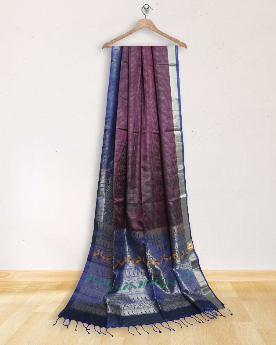 SoftSilkSilverZariWineCheckssaree_1a577c47-caf7-4a70-ba7e-eb0d9b822a1e