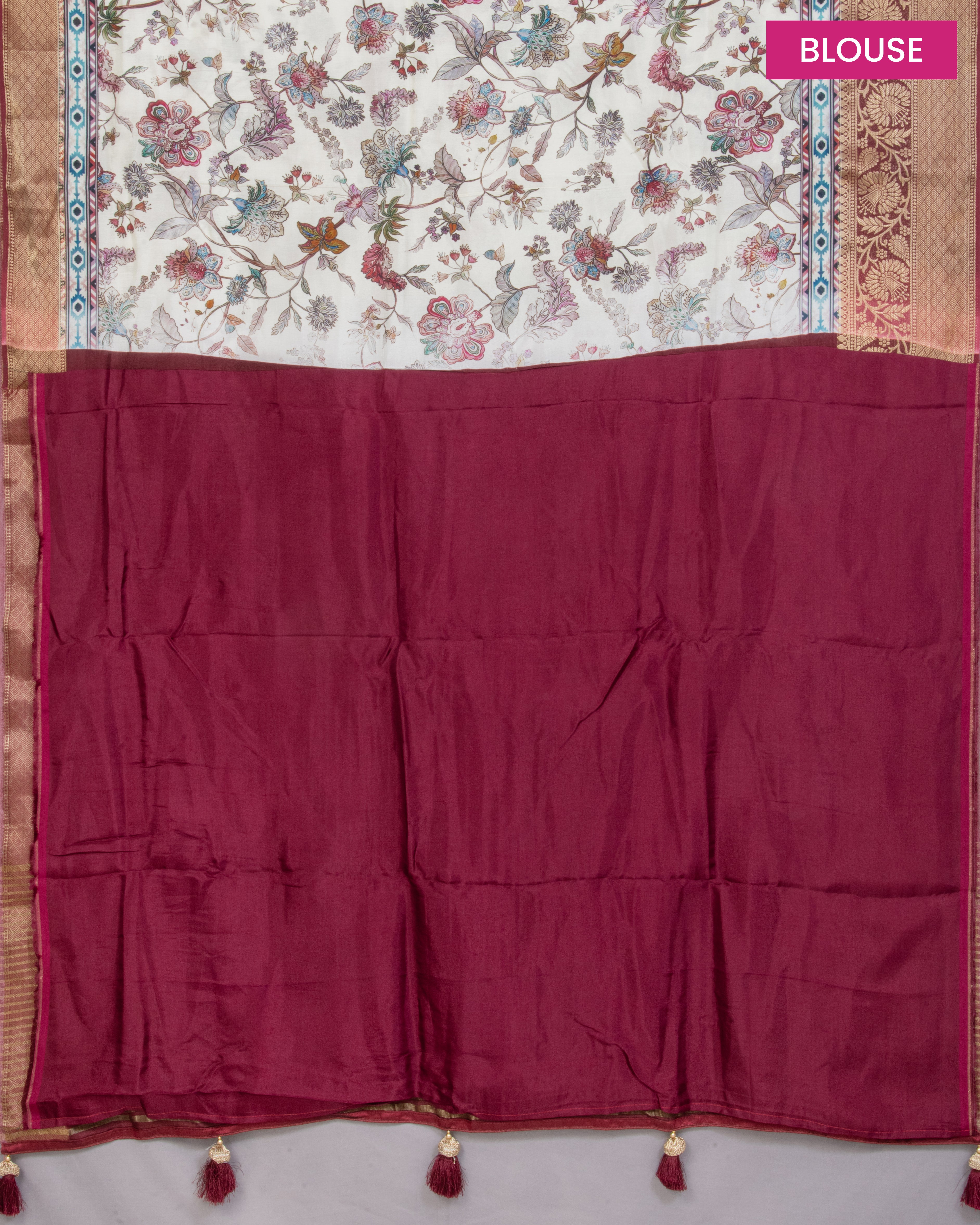 DolaSilkCreamColourFloralSaree2