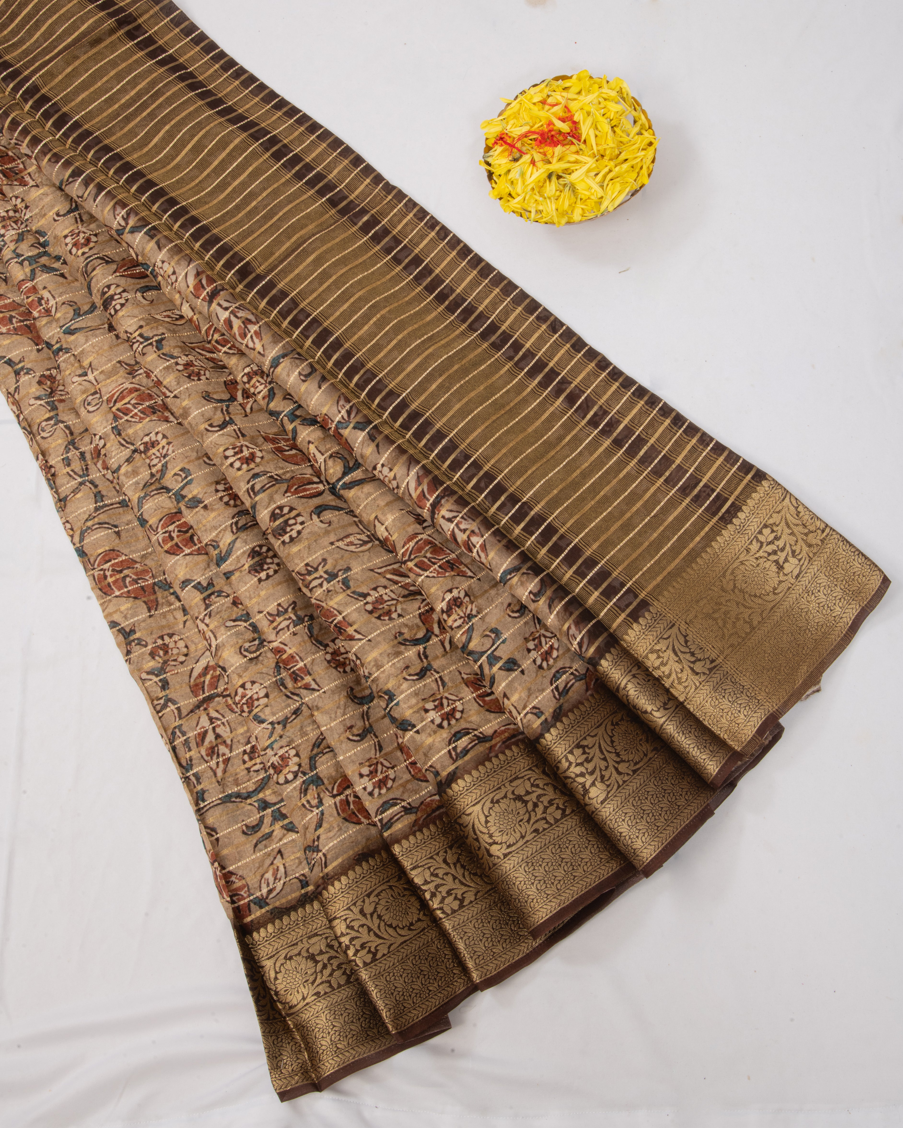 DolaSilkDustyBeigeFloralSaree1