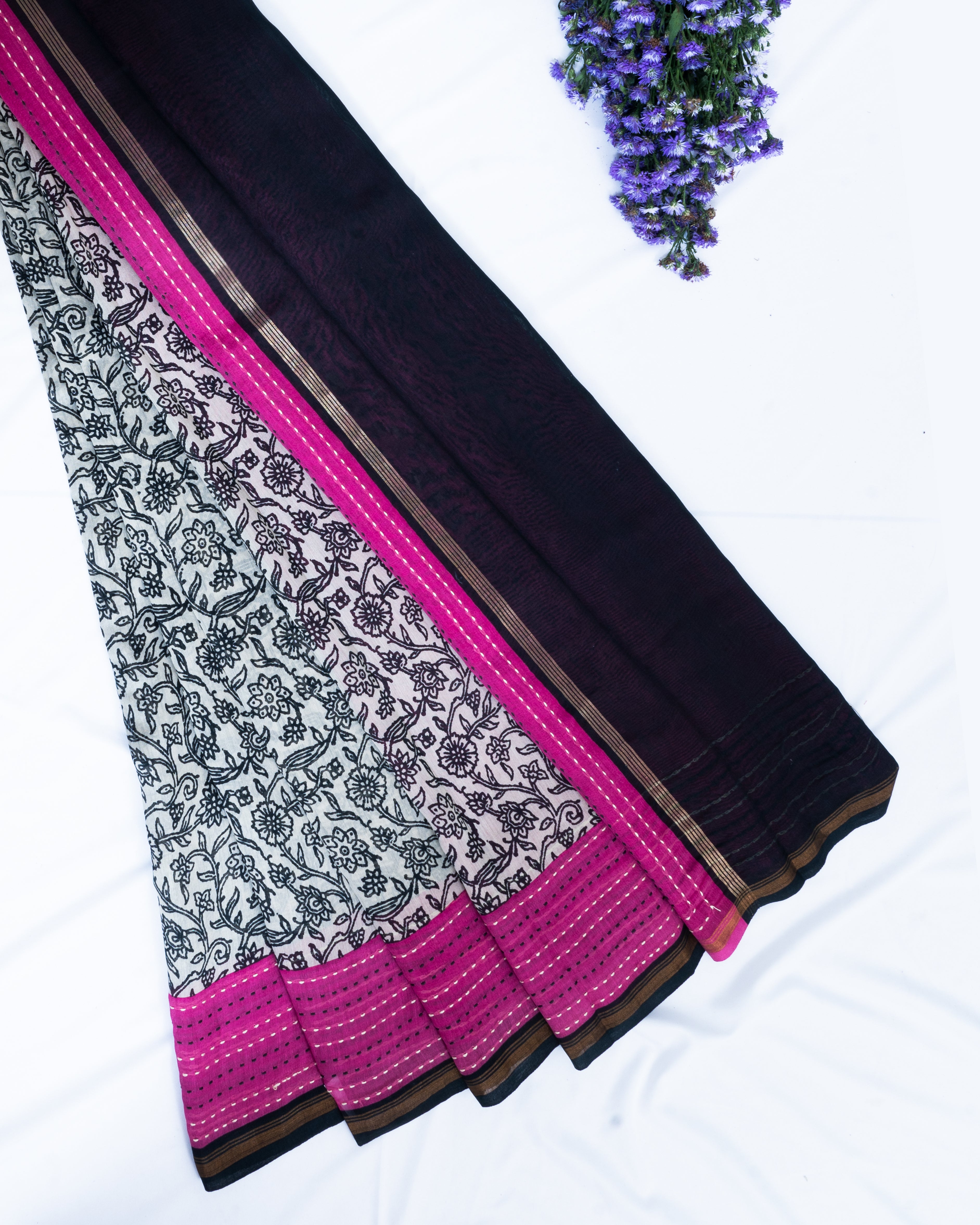 Maheswari-Kanta-Work-Beige-and-Pink-Saree