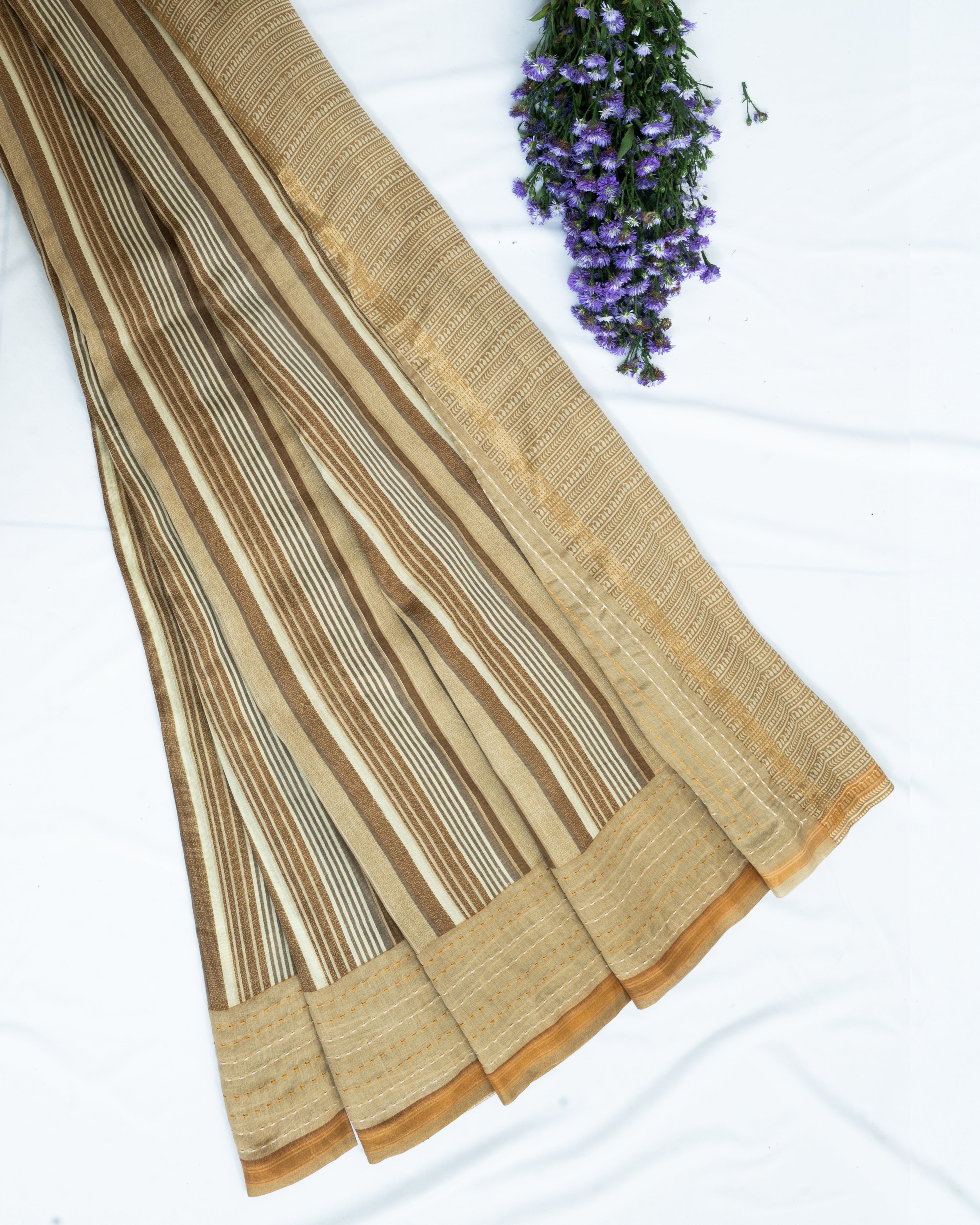 Maheswari-Kanta-Work-Dusty-Beige-Stripe-Saree