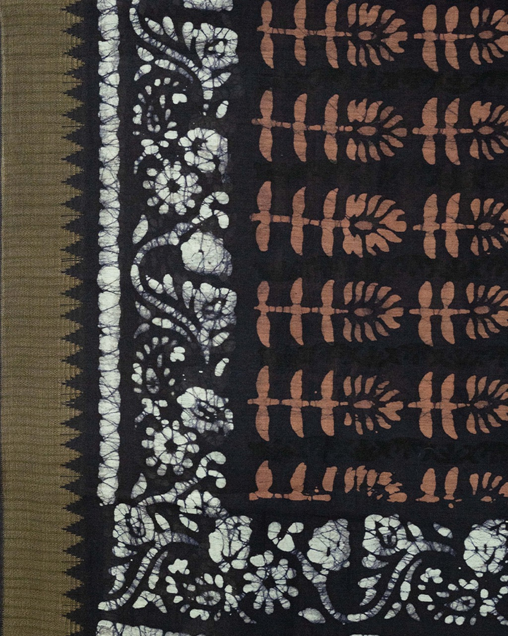 MaheswariSilkDarkWineBatikPrintSareeCS013_3Large