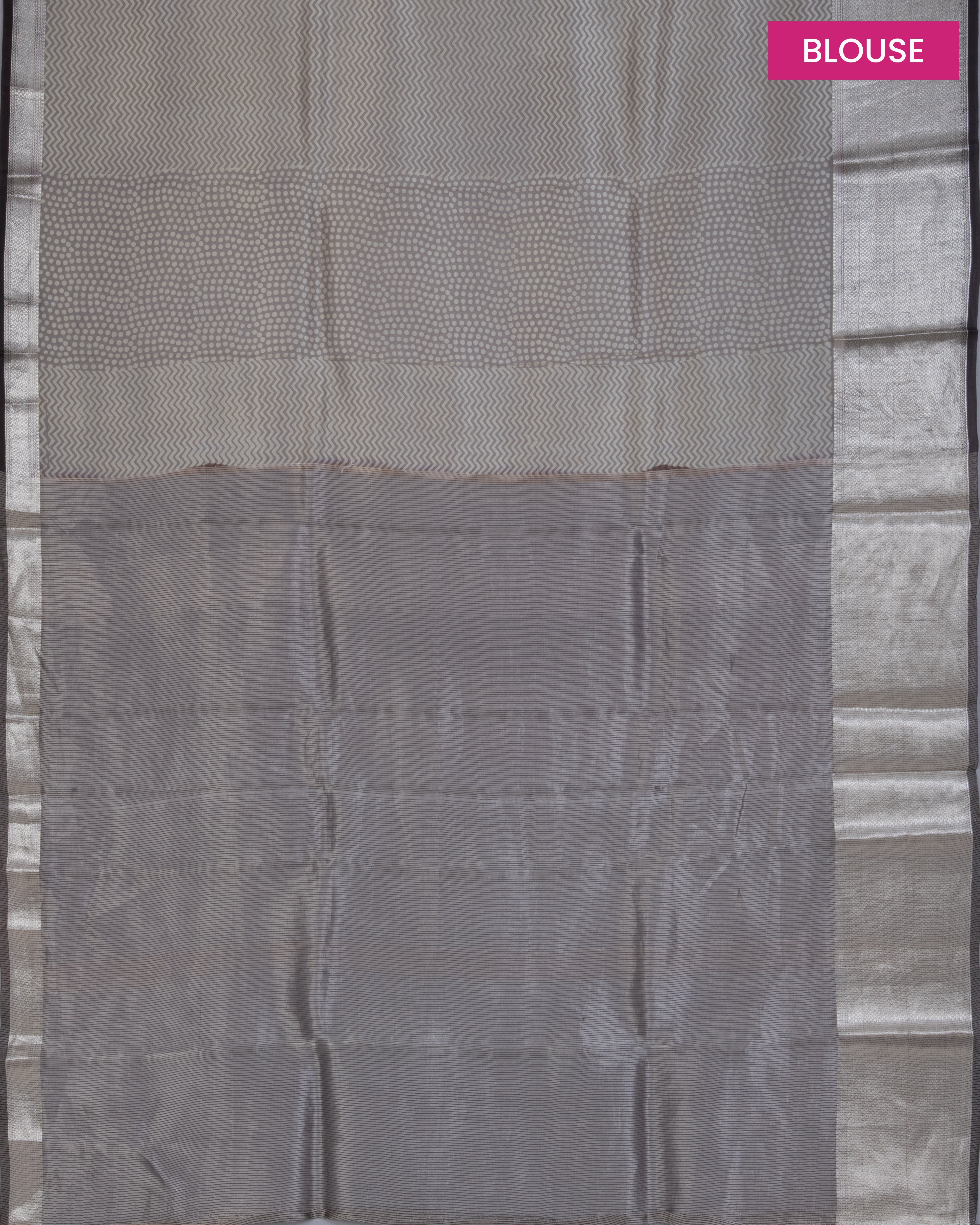 OrganzaLightMilitaryGeometricshapesaree_e3148d0c-3ef6-47ad-8d7d-e2d3f32602b2