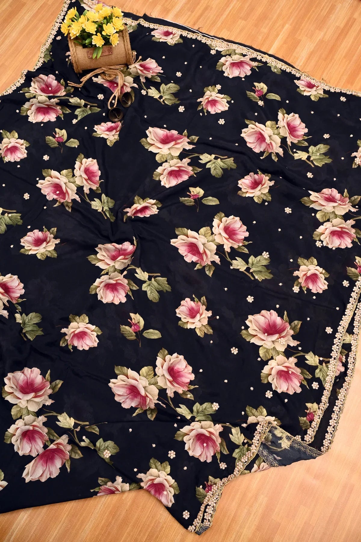 Pure Chiffon Flower Print Black Saree-Saree and Pallu