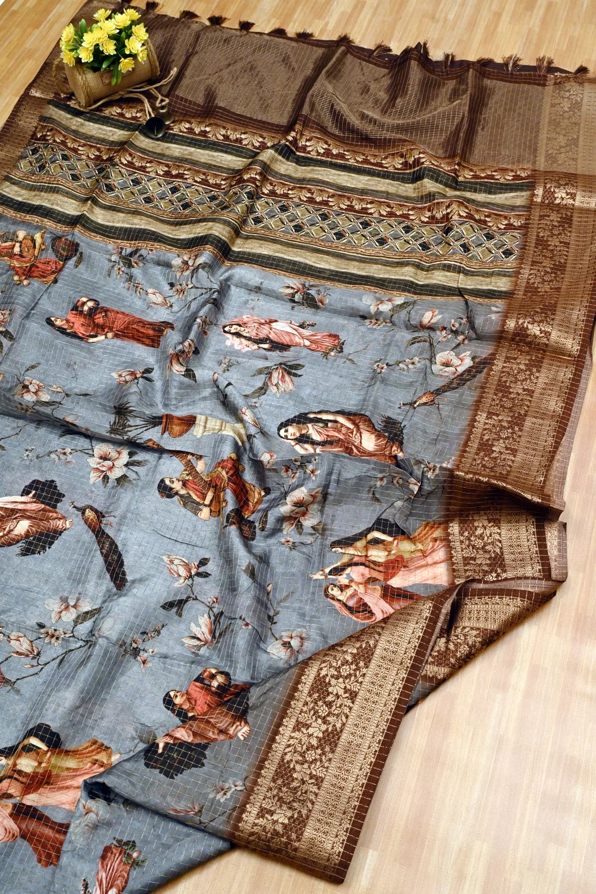 Abudhai Crepe Metallic Silver Saree-Saree and Pallu