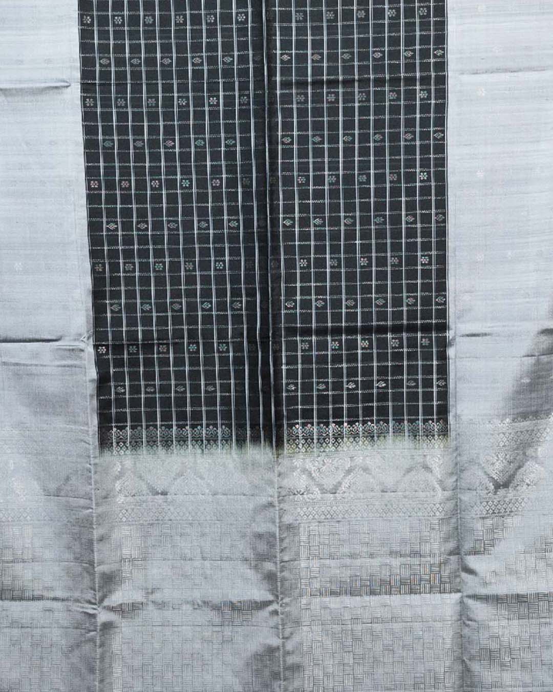 SoftSilkSilverZariBlackChecksSaree_1